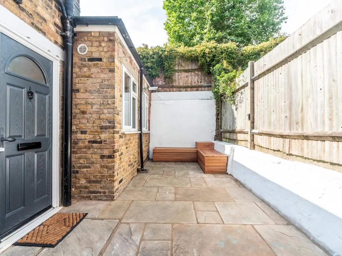 בית נופש לונדון Pass The Keys Elegant Modern 2 Bed Flat Near Greenwich Park בריטניה