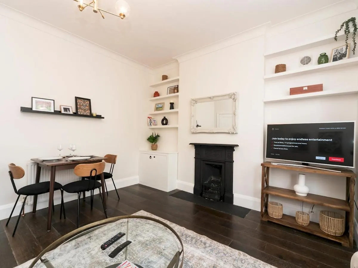 Pass The Keys Elegant Modern 2 Bed Flat Near Greenwich Park London 0*,